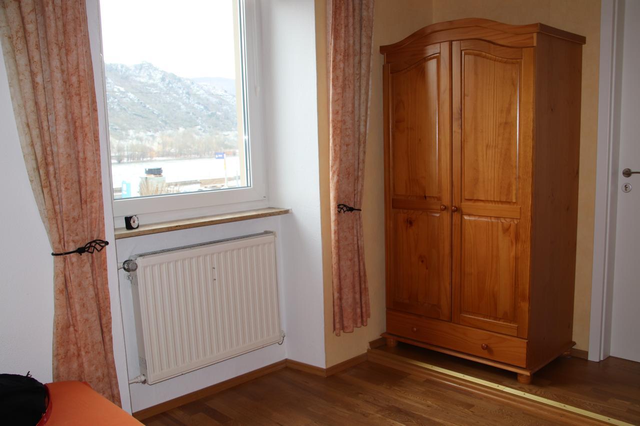Pension Roehrig Hirzenach Екстер'єр фото